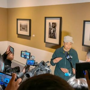 于德水《黄河流年》余海波《吾城吾乡》摄影作品展在郑州开展