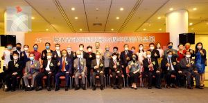 香港摄影界庆祝回归祖国25周年400张相片记录港人风雨同路25载
