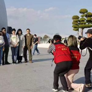 珠澳两地摄影家在珠海举办“我们的中国梦——文化进万家”公益拍