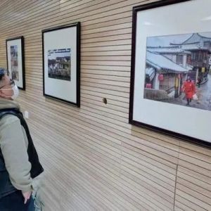 新场人拍新场，这个“寻梦新场”摄影展开幕