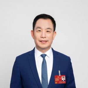 两会专访 | 谢子龙代表：加强新时代青少年摄影艺术人才培养