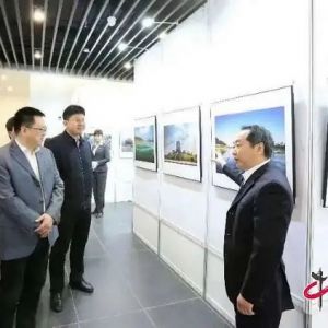 宜宾市职工书画、摄影作品展拉开帷幕