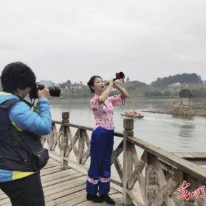 全国知名摄影家齐聚 用镜头记录万盛之美