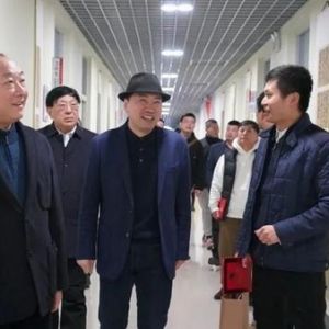 辽宁省两位文联副主席同一天在辽宁传媒学院开讲，美就在身边！