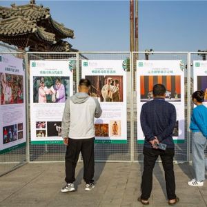 “梨园风韵”戏曲摄影展为省会市民献上视觉盛宴