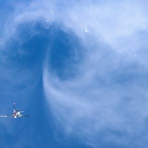 第十二屆中國航展杰出航空航天攝影師：凌梅