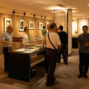 “江南文脉”姑苏文化名人造像摄影展开幕