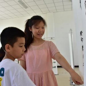 乌鲁木齐市米东区开展“魅力米东新形象”书画摄影巡回展
