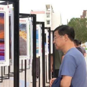 昆仑圣殿格尔木“聚焦生态文明 书写高质量发展”全国摄影展开展