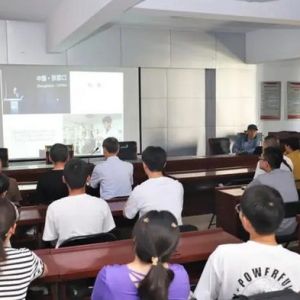幸福瞬间，美丽永恒！桥西区南茶坊社区举办摄影培训活动