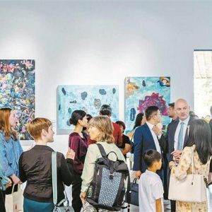 全球32位艺术家打造海洋艺术盛宴 展出持续至12月28日
