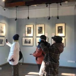 这场摄影展“热”了老城区！“翰墨光影”李学亮记录摄影作品展开展