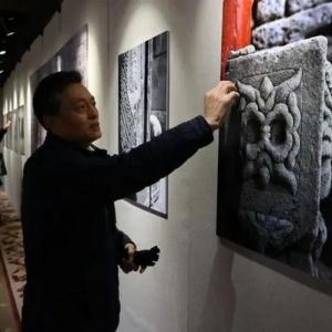 “老北京门墩摄影展”在北海公园画舫斋亮相