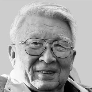北京电影学院摄影学院创始人张益福去世，张艺谋发文悼念恩师