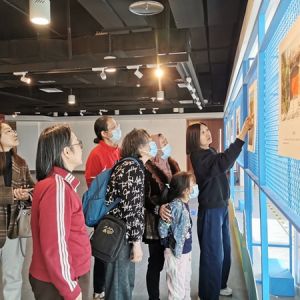 “北京印象”胡同市井风情摄影展在海淀区图书馆（北馆）开启