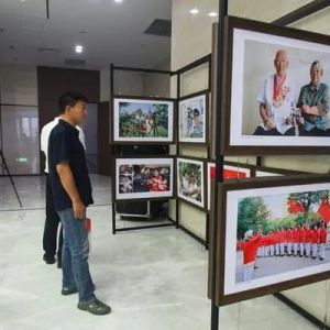 “凝聚在党的旗帜下”——临沂市直机关党建主题摄影展成功举办 ...