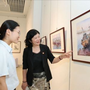 “谱丹青华章·展金融风采”青岛金融系统职工书画摄影展开幕 ...