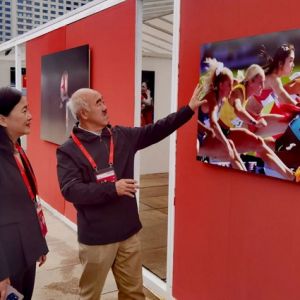 广西日报摄影专版入展国际摄影周：逐梦新时代——全国主流媒体新闻摄影展 ...