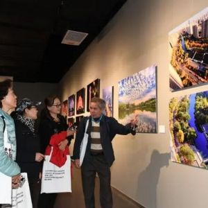 “五宜”朝阳美术摄影艺术联展开展 展出280余幅作品