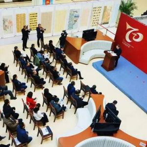 洛阳市“庆祝人民代表大会制度建立70周年”书画摄影展开展