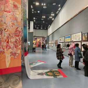 四川省第三届公共空间视觉艺术宣传展览首展在泸州开幕