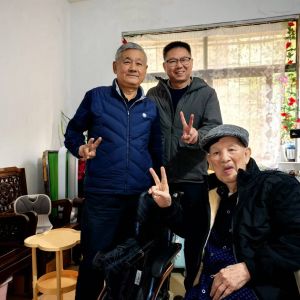 珠海市攝影家協會走訪慰問名譽會長 傳承匠心共話發展