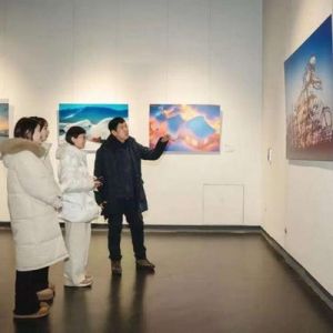 冰雪摄影展聚焦展现我国特色冰雪文化