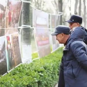 用视觉传达激发地域情感共振龙口市举办非遗年韵摄影展
