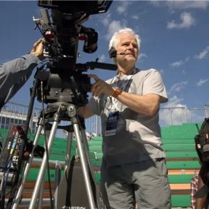 在時速322公里的F1賽車上、捕捉瞳孔里的情感起伏