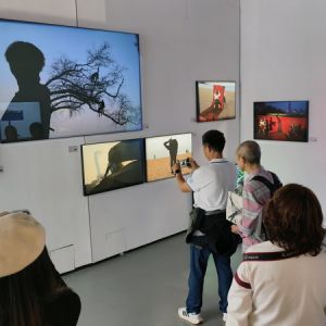 攝影家吳旗《有程序的光》閃耀2025麗水攝影節 榮膺專家推薦攝影師 ... ...