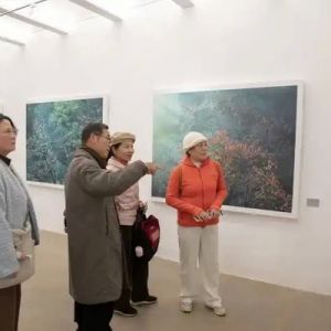 吳培軍《喜·柿》主題攝影展亮相鹿城七都