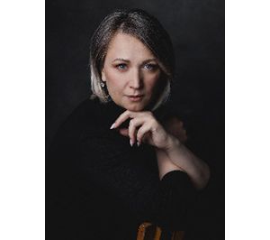 克塞妮婭·亞休切尼亞 Ksenia Yasyuchenya（歐亞攝影師協(xié)會）