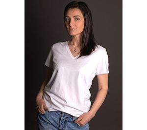 瑪麗娜·馬努恰良 Marina Manucharian（歐亞攝影師協(xié)會）