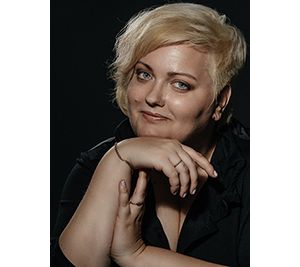 奧克薩娜·齊費(fèi)羅娃 Oksana Antsiferova（歐亞攝影師協(xié)會）