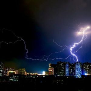 足不出户拍摄夜空闪电-分享给你的拍摄技巧