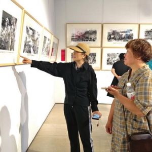 人民美术出版社连环画作品巡展（烟台站）启幕