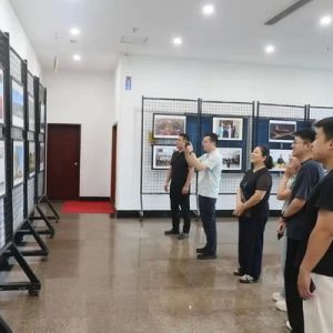 翰墨光影绘初心！罗庄区“沂蒙精神”书画摄影展开展