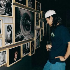 中国首个大型滑板摄影展开幕，现场迎来一场滑板人的聚会